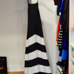 Black and white gown NEVER WORN